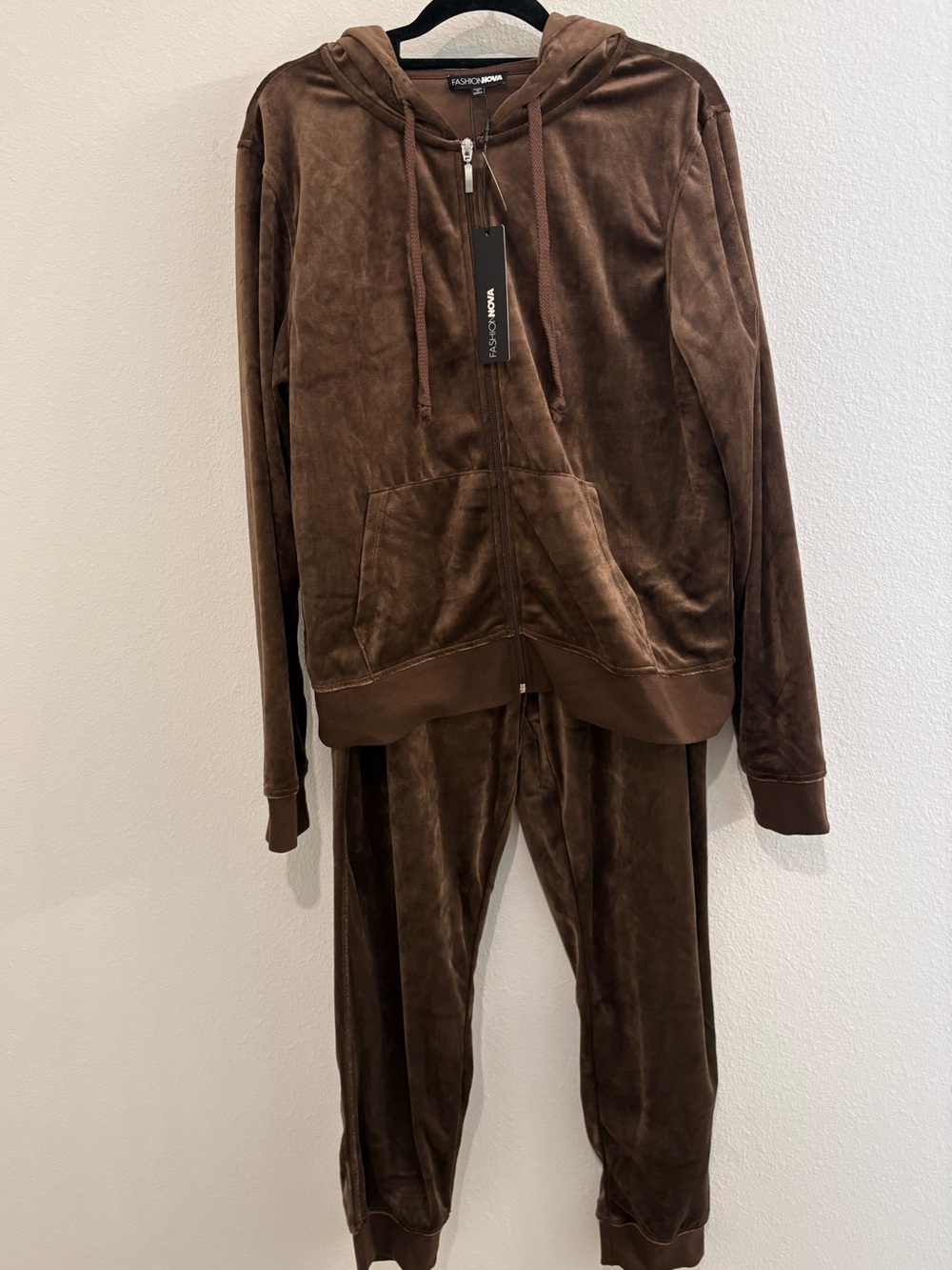 NWT Fashion Nova Brown Velour Zip Hoodie & Joggers Set
